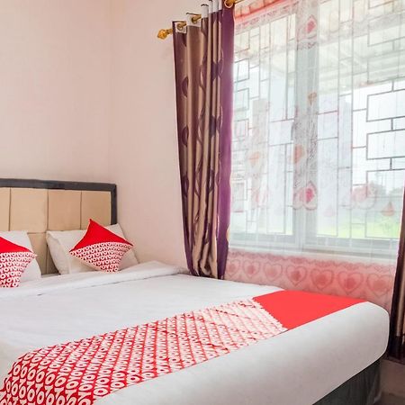 Oyo 3256 Rukost I8 Hotel Karawang Exterior photo
